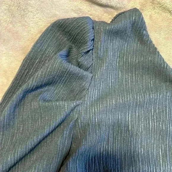 Dynamite One Shoulder Top Size Large  in Blue - Picture 3 of 6